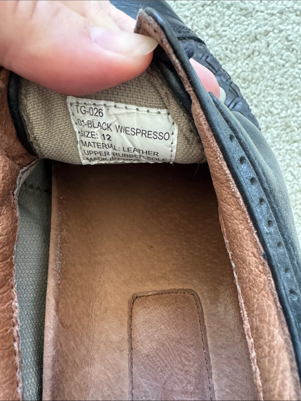 Tommy Bahama Men's Black and Dark Brown Woven Leather Lace-Up Golf Shoes